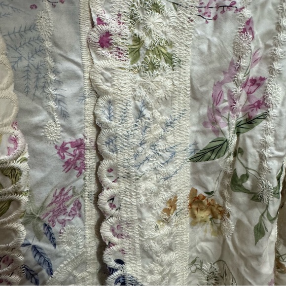 Solitaire Cream Floral Lace Cardigan - Picture 4 of 9